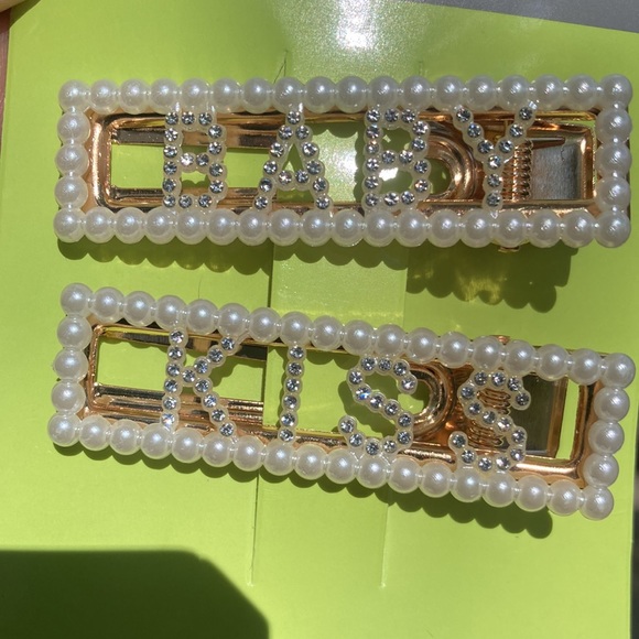 Clips Hair Pins Vintage with Rhinestone Letter Baby kiss 2 pc - Picture 4 of 4